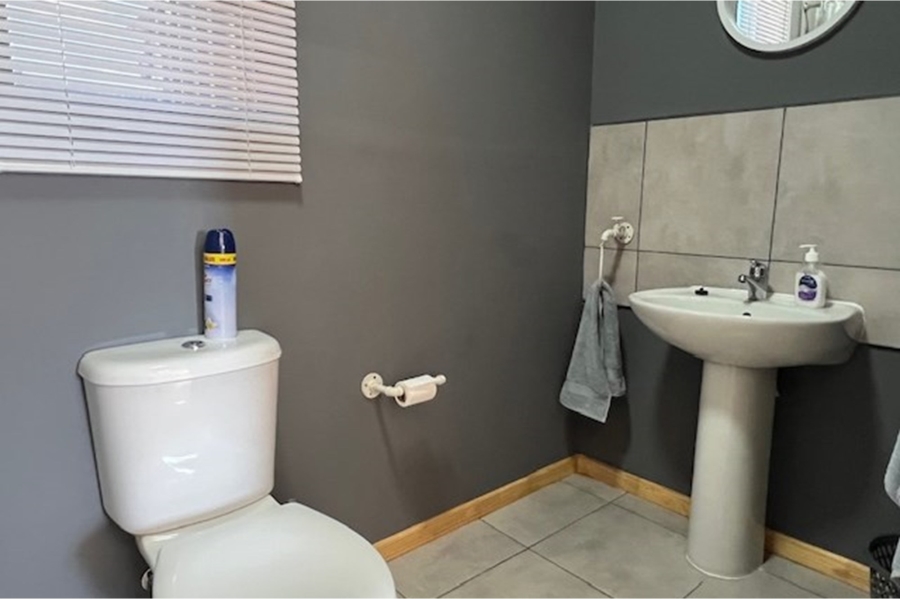 3 Bedroom Property for Sale in Paradise Beach Eastern Cape